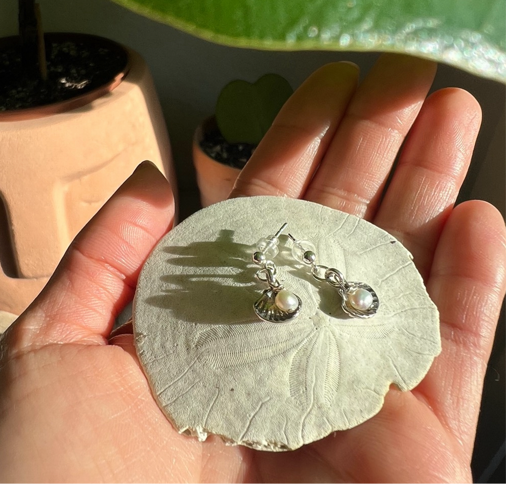 Pearl Shelley Earrings (Silver)
